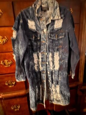 Thrill Washed Denim Jacket - Light Blue